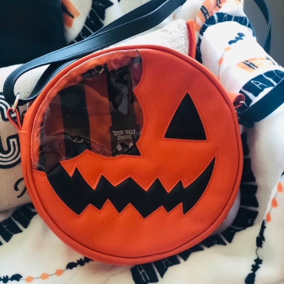 Pumpkin purse - Picture 2 of 3